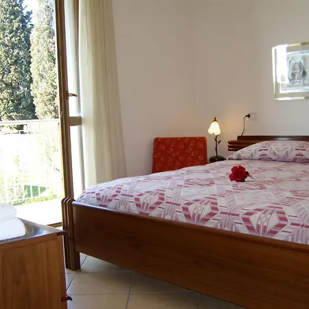 Apartment Casa Lorella Cola (Verona)